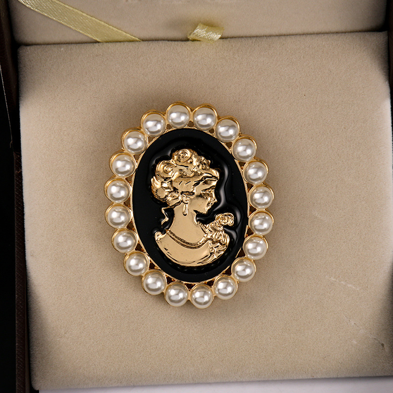Victorian Style Pearls Cameo B – Women'S Victorian Era Accessories Bewertung und Preis